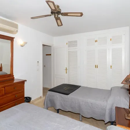 3b Virgo Apartamento Estepona